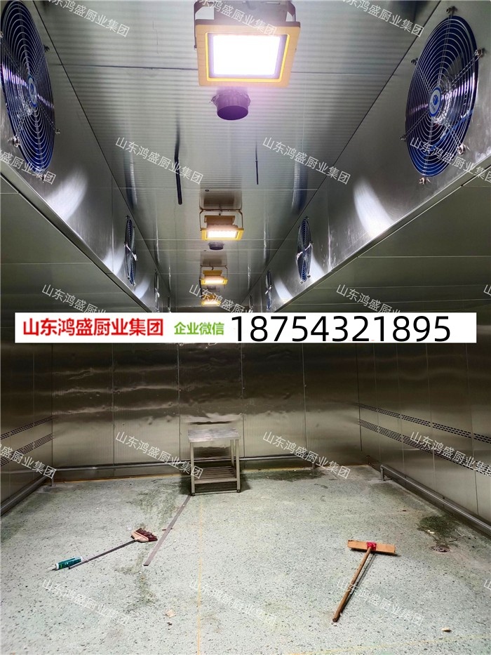 大型醒發(fā)房，大型醒發(fā)室安裝現(xiàn)場(chǎng)，全自動(dòng)不銹鋼聚氨酯醒發(fā)房，大型饅頭包子醒發(fā)箱